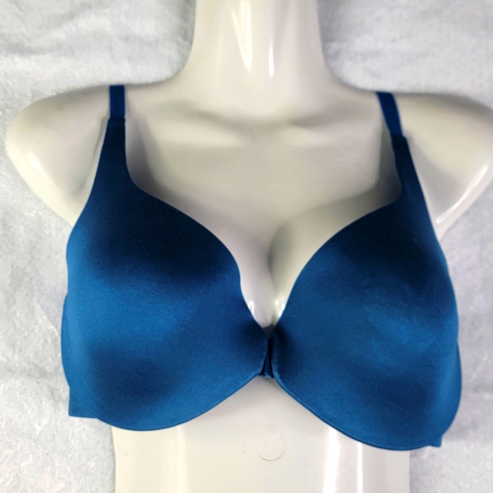 Victoria's Secret Racerback Demi Bra 38c Blue/Teal Underwire Nylon/Spandex Blend